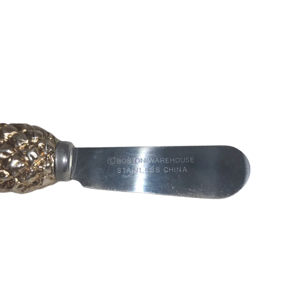 Boston Warehouse Cheese Spreaders topped with 3D Pineapples Steinless Set Of 4